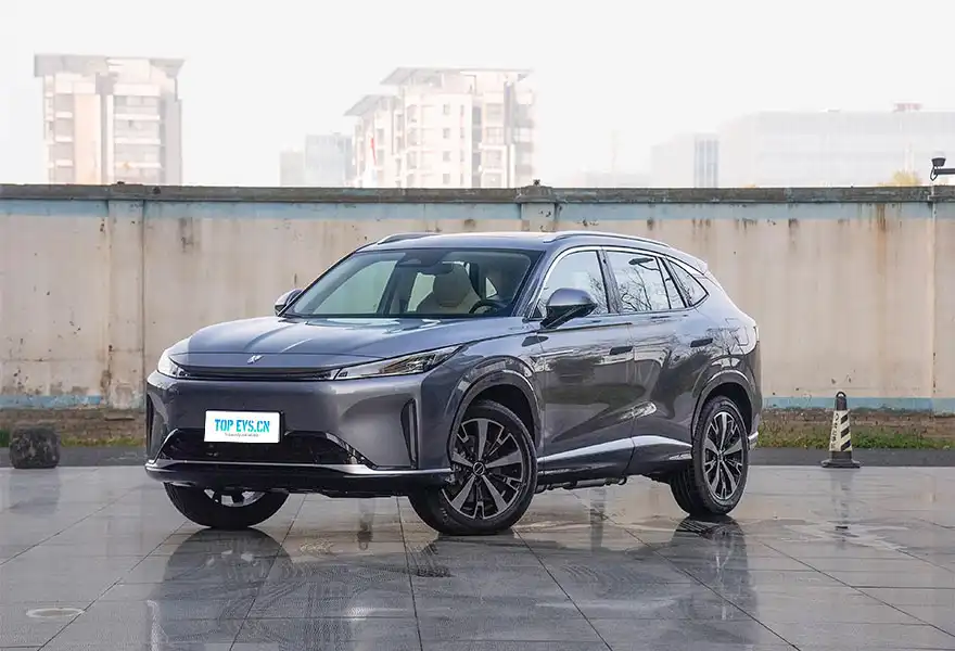 Roewe D5X будет представлен 20 мая, iMAX8 DMH Q4 — 20 мая.