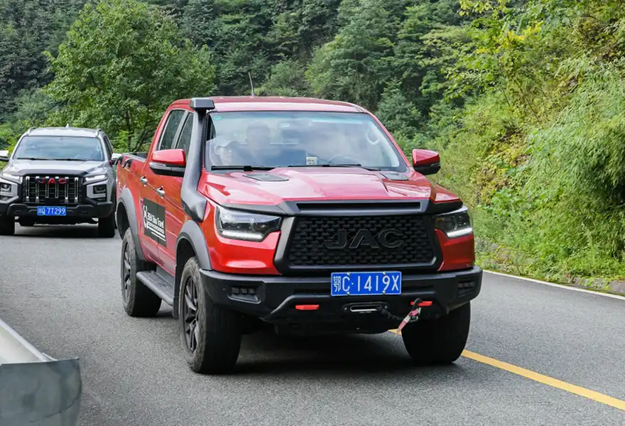 Пикапы JAC: мировые продажи 5 406 единиц в августе, рост на 17,7% по сравнению с прошлым годом